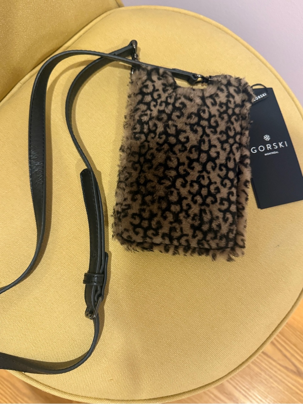 NWT Gorski Montreal Shearling Crossbody Phone Bag / Wallet